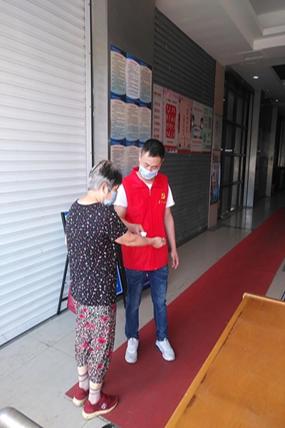 無(wú)錫神沖響應(yīng)陽(yáng)山鎮(zhèn)黨委號(hào)召，加入“桃業(yè)先鋒”黨員志愿者活動(dòng)