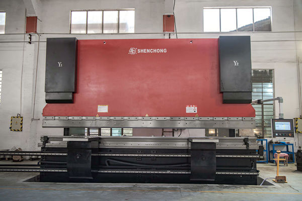 雙隨動數(shù)控折彎機(jī)